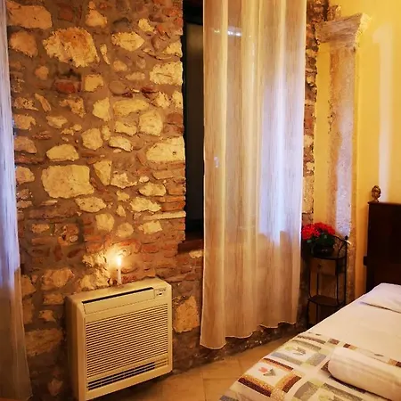 Castelvecchio Apartment *